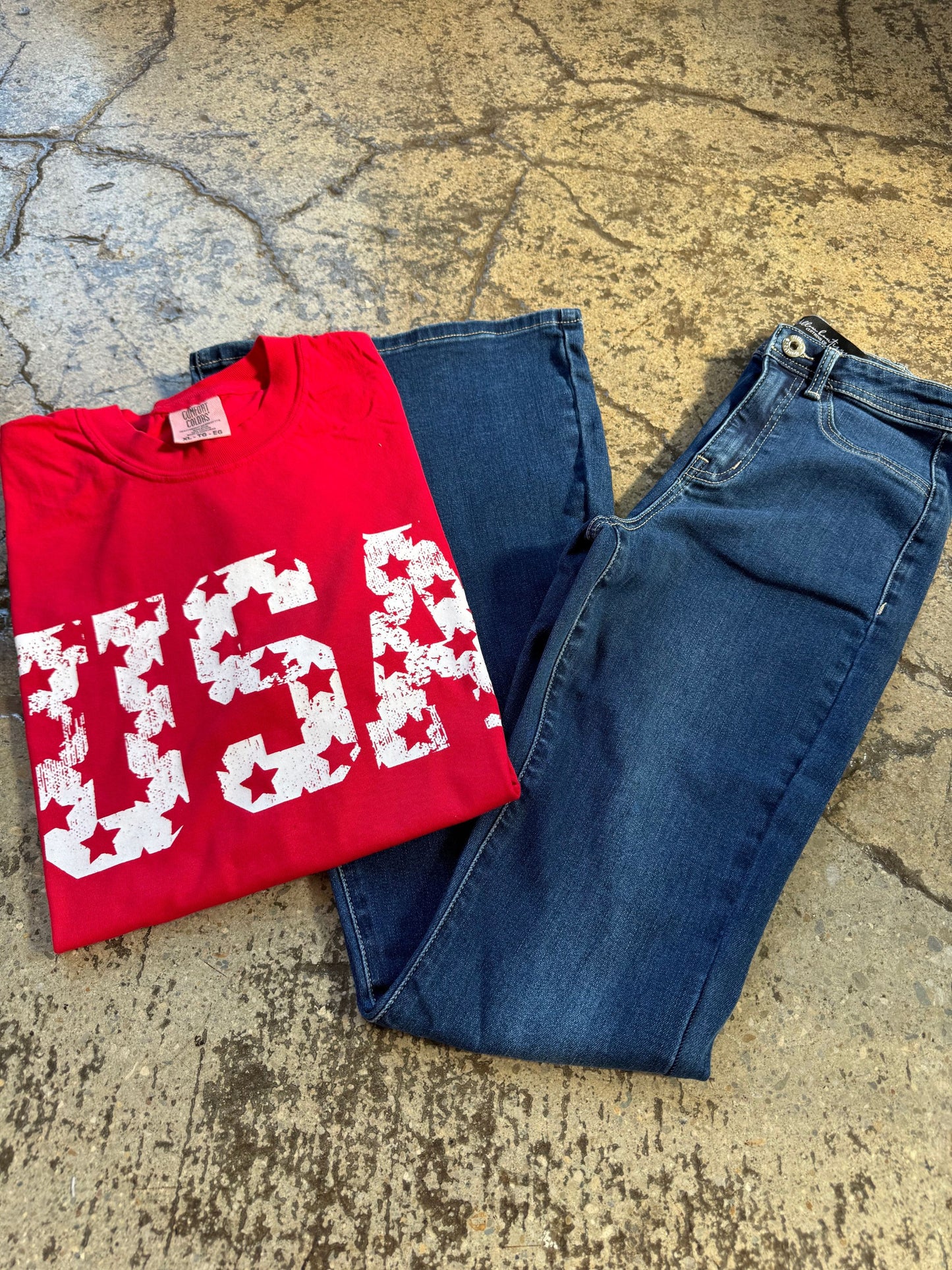 Buy our "All American Flare Bundle (1 Fiona Flares + 1 Graphic Tee)" online β Willow Boutique Clothing. Shop stylish All American Flare Bundle (1 Fiona Flares + 1 Graphic Tee) today.
