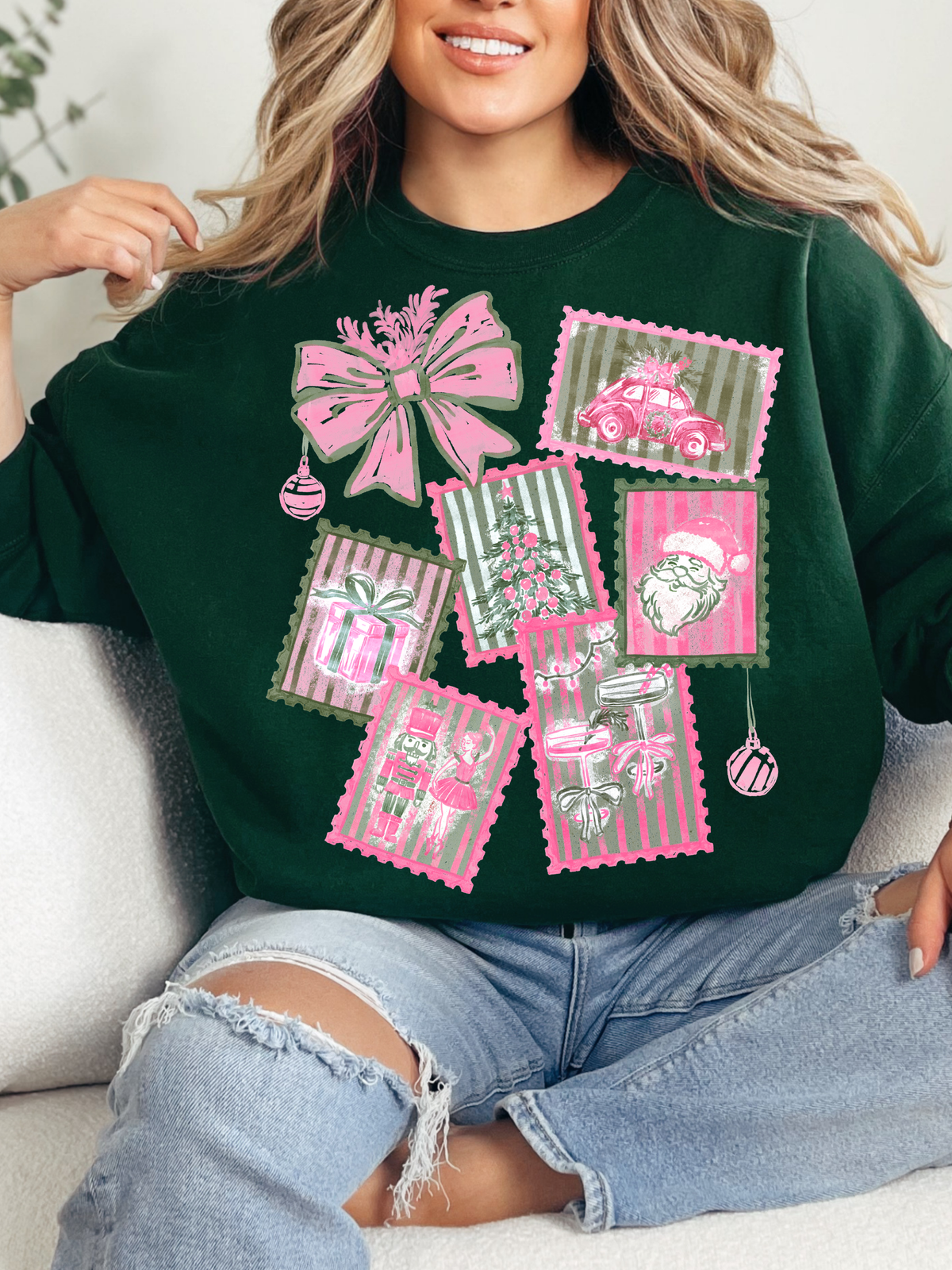 Postcard Christmas Graphic Crewneck
