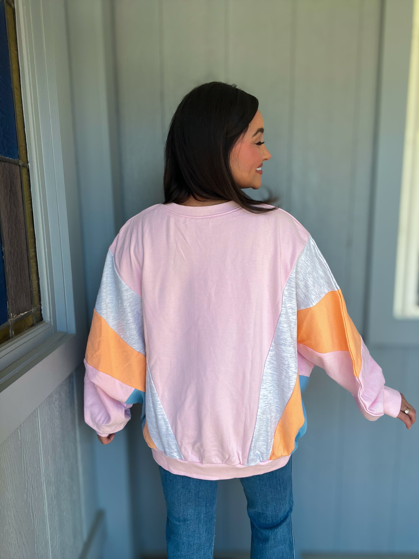 Buy our "PREORDER: Retro Vibe Color Block Round Neck Long Sleeve Sweatshirt" online – Willow Boutique Clothing. Shop stylish PREORDER: Retro Vibe Color Block Round Neck Long Sleeve Sweatshirt today.