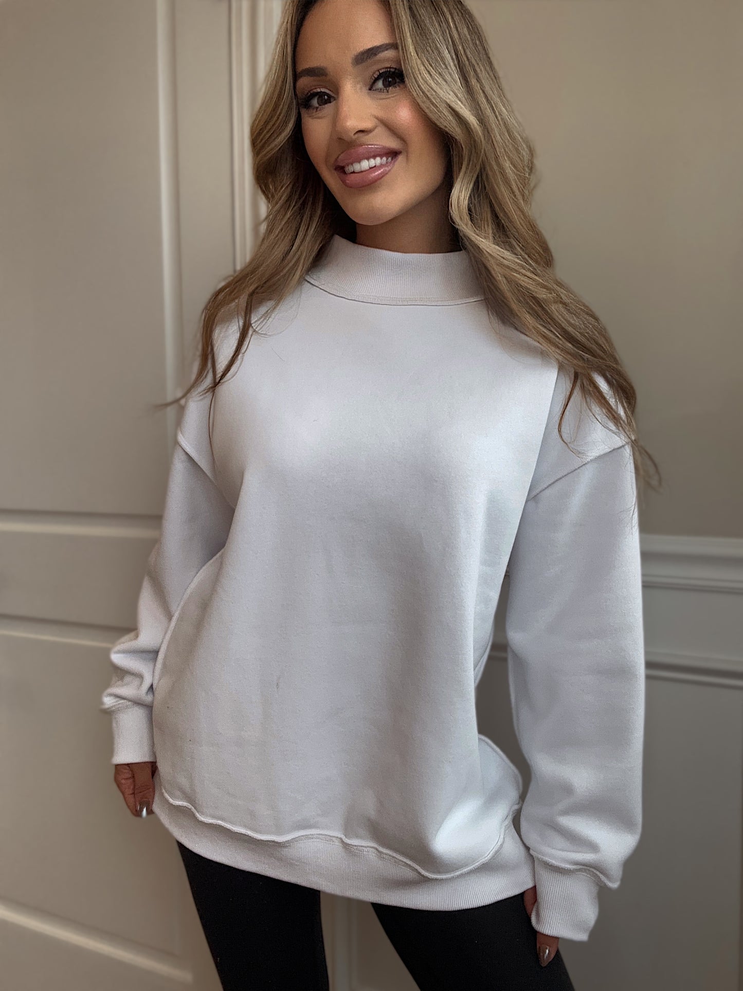 Tilly White Reversible Oversized Mockneck Crew