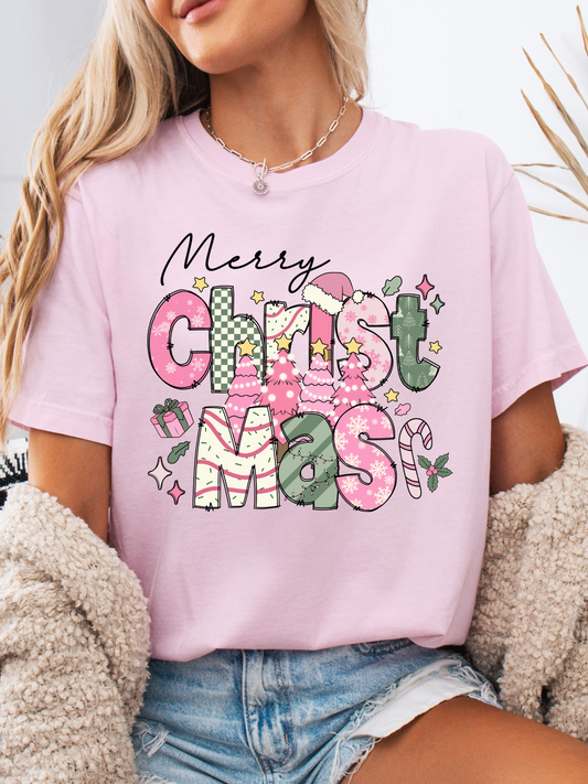 Buy our "I'm Dreaming of a Pink Christmas Graphic" online – Willow Boutique Clothing. Shop stylish I'm Dreaming of a Pink Christmas Graphic today.