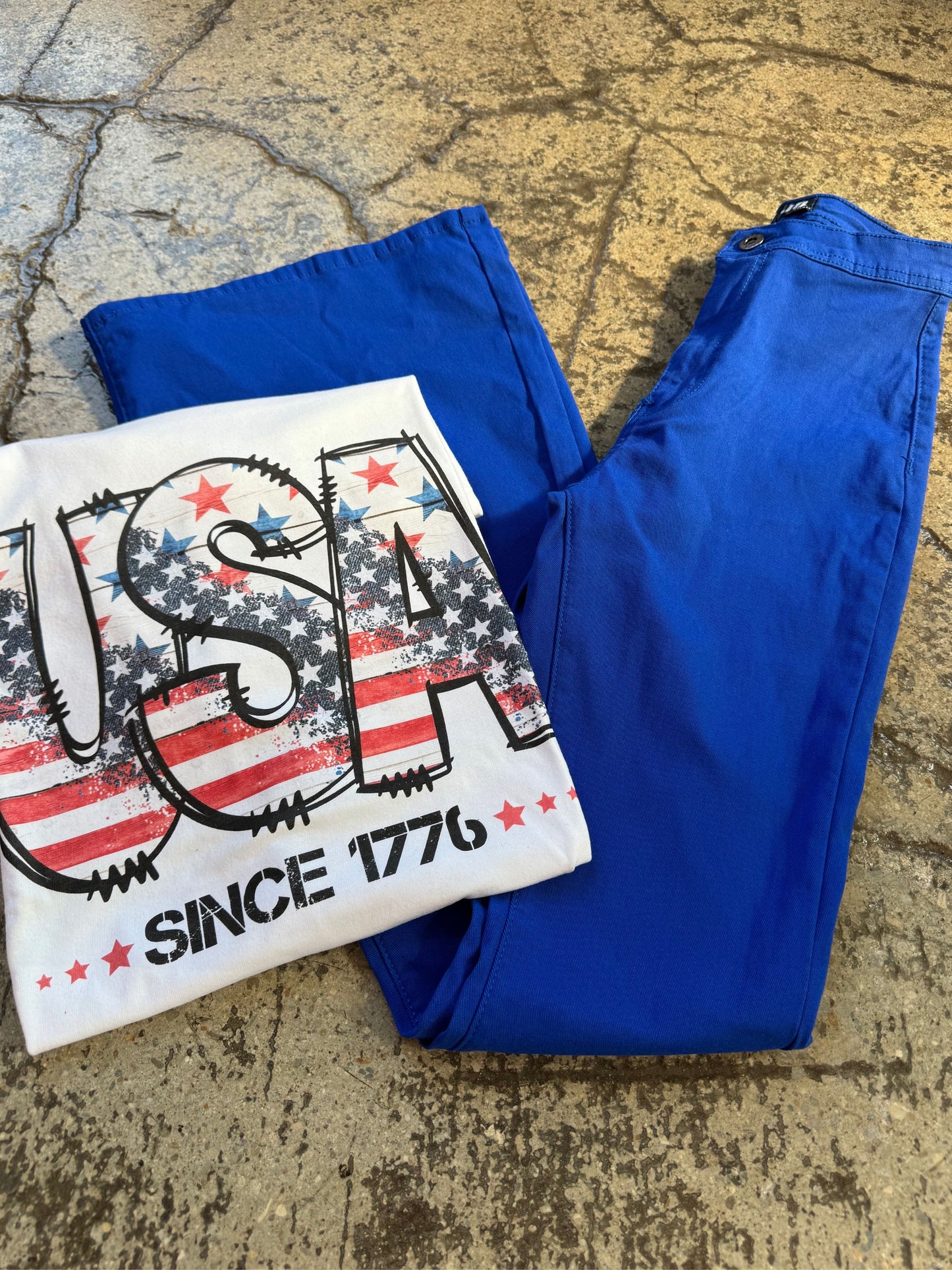 Buy our "All American Flare Bundle (1 Fiona Flares + 1 Graphic Tee)" online – Willow Boutique Clothing. Shop stylish All American Flare Bundle (1 Fiona Flares + 1 Graphic Tee) today.