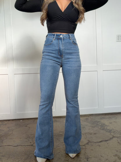 Danny Medium Wash Flare Jean
