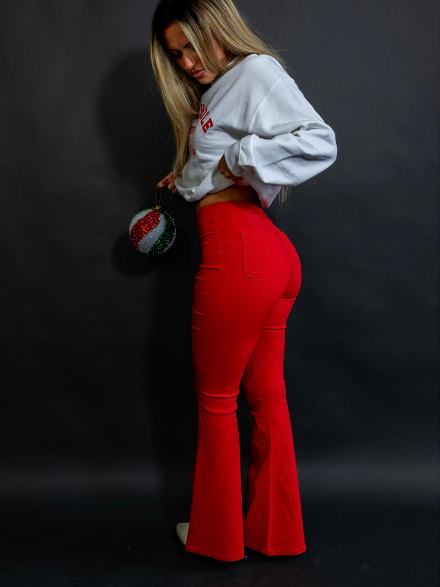 Buy our "North Pole Flare Bundle (1 Fiona Flare + 1 Christmas Crewneck)" online – Willow Boutique Clothing. Shop stylish North Pole Flare Bundle (1 Fiona Flare + 1 Christmas Crewneck) today.