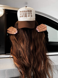 HOWDY Embroyidery Trucker Hat
