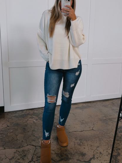 Buy our "Lexi Distressed Skinny Jeans with Pockets" online – Willow Boutique Clothing. Shop stylish Lexi Distressed Skinny Jeans with Pockets today.