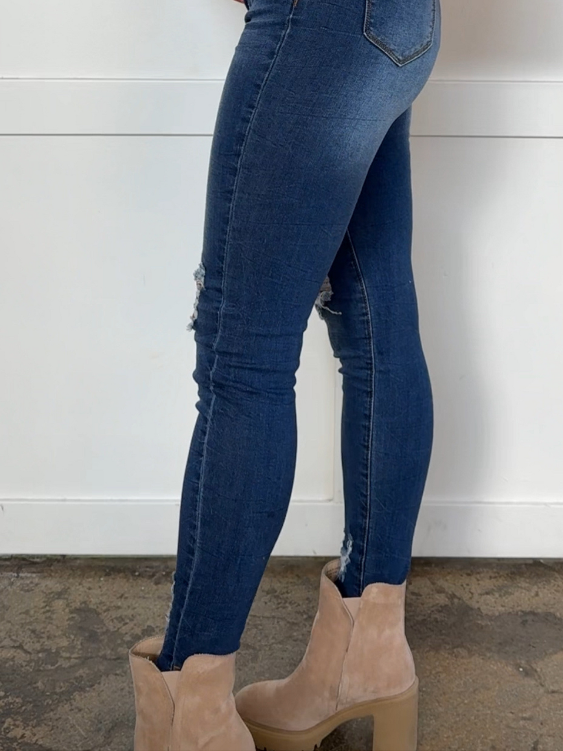 Buy our "Lexi Distressed Skinny Jeans with Pockets" online – Willow Boutique Clothing. Shop stylish Lexi Distressed Skinny Jeans with Pockets today.