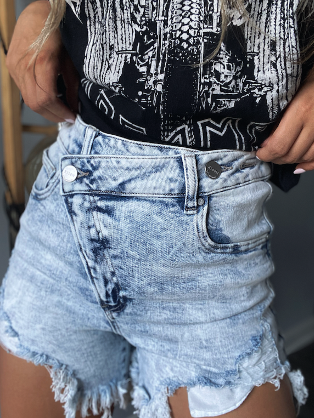 Buy our "Fun in the Sun Short Bundle (1 Willow Short + 1 Graphic Tee)" online – Willow Boutique Clothing. Shop stylish Fun in the Sun Short Bundle (1 Willow Short + 1 Graphic Tee) today.