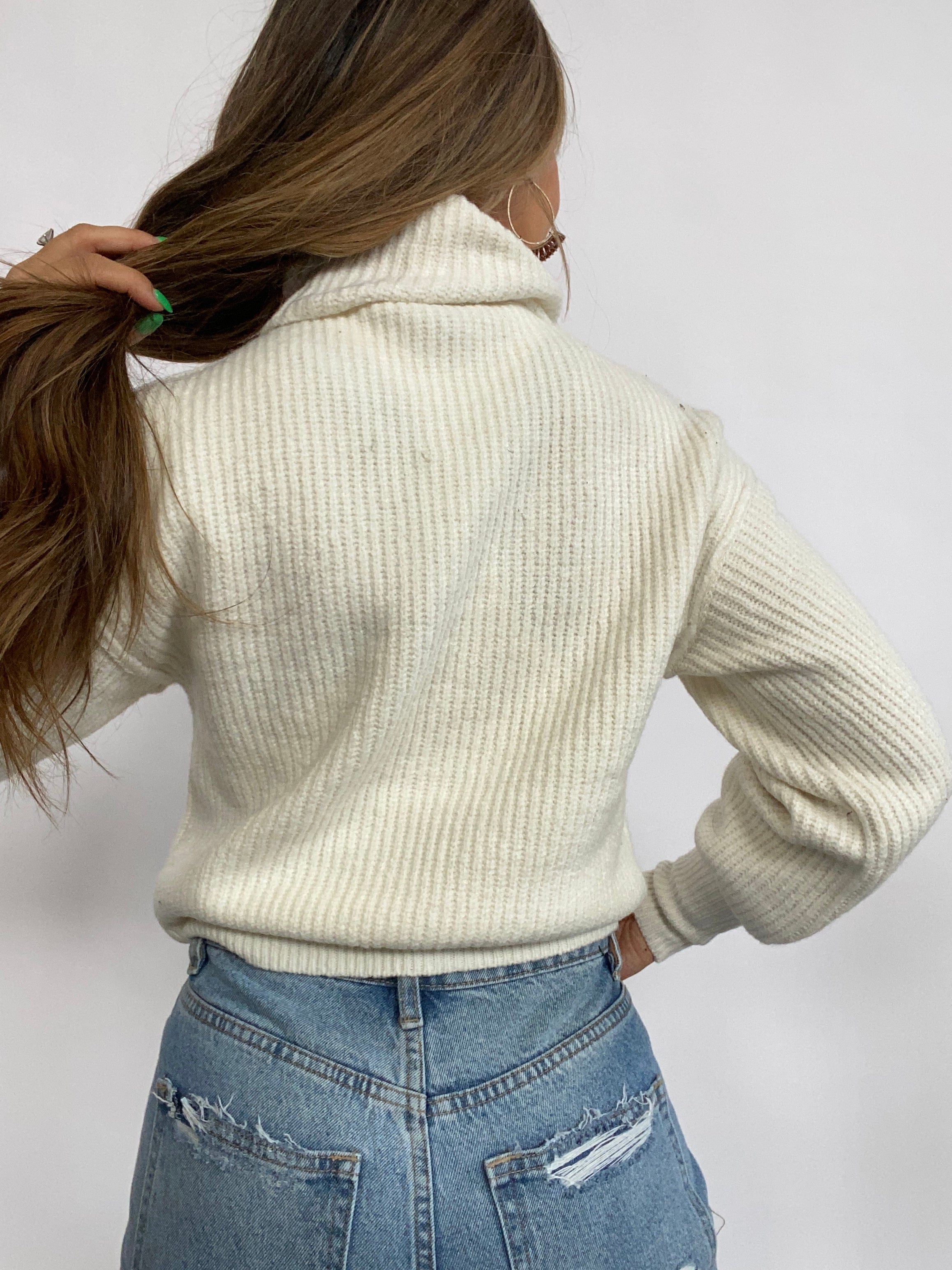 Eliza Turtleneck Cropped Sweater- Cream