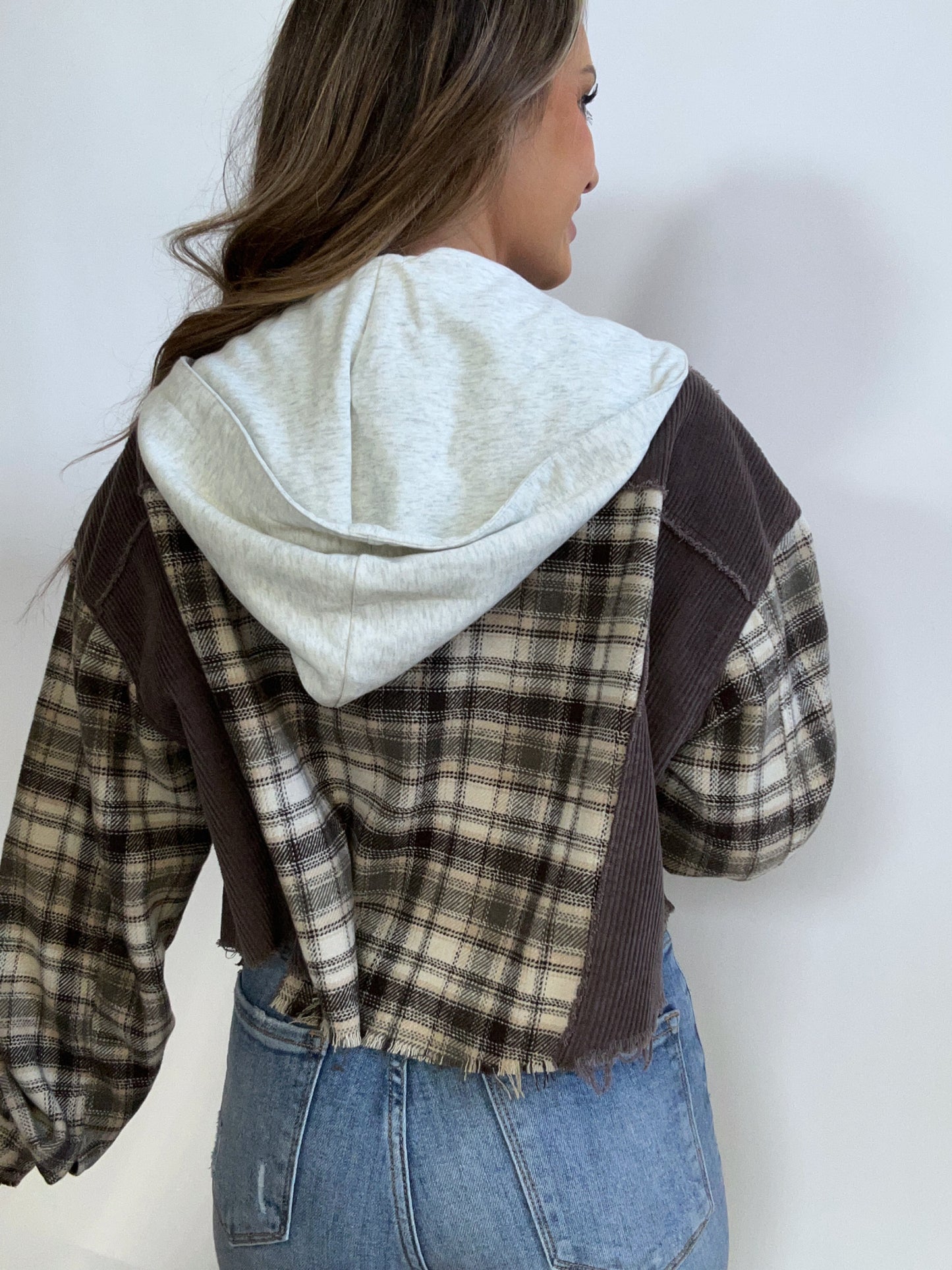 Buy our "Fall Leaves Plaid Cropped Shacket" online – Willow Boutique Clothing. Shop stylish Fall Leaves Plaid Cropped Shacket today.