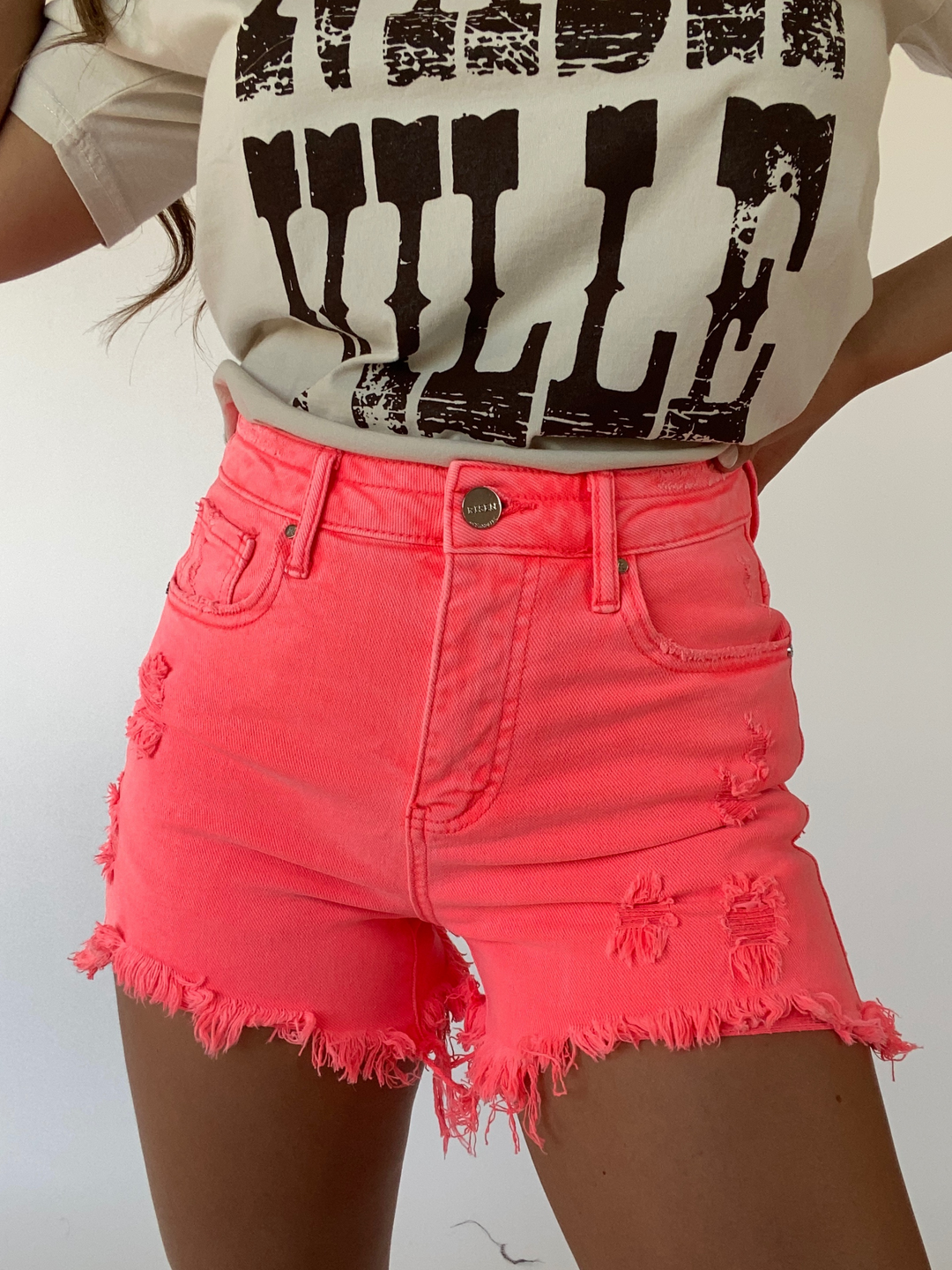 Buy our "Fun in the Sun Short Bundle (1 Willow Short + 1 Graphic Tee)" online – Willow Boutique Clothing. Shop stylish Fun in the Sun Short Bundle (1 Willow Short + 1 Graphic Tee) today.
