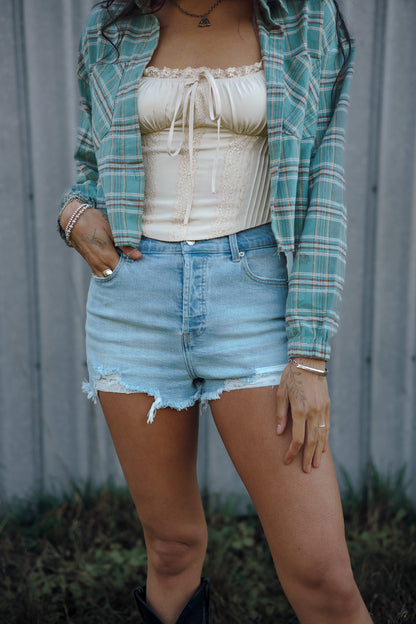 Saylor Distressed Denim Shorts - Light Wash