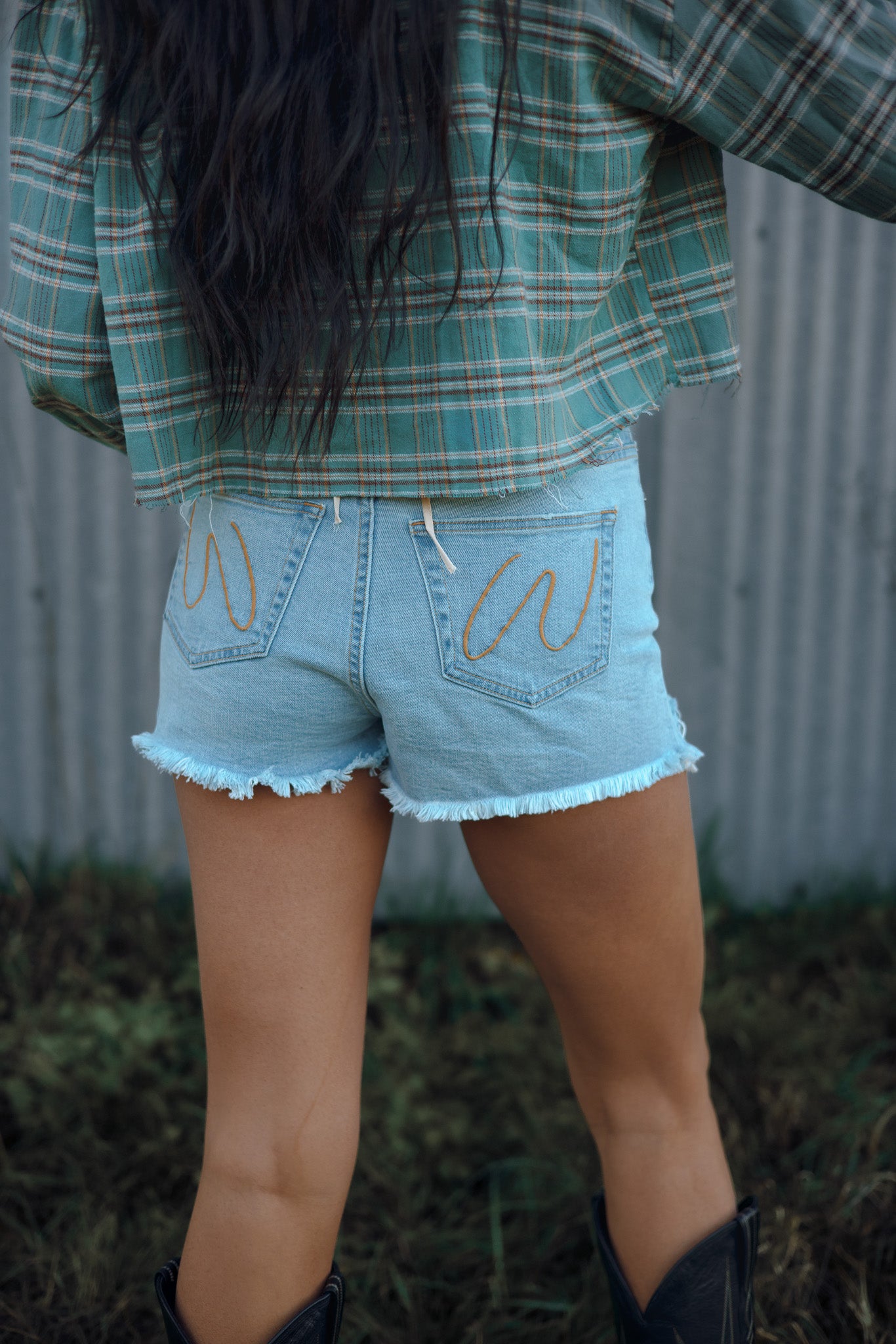 Saylor Distressed Denim Shorts - Light Wash