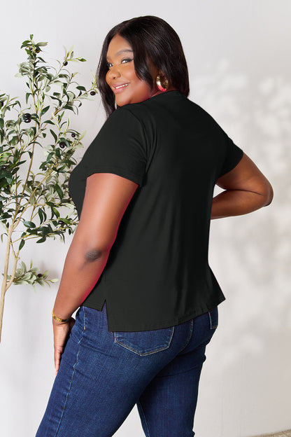 Buy our "Renee Round Neck Short Sleeve T-Shirt" online – Willow Boutique Clothing. Shop stylish Renee Round Neck Short Sleeve T-Shirt today.