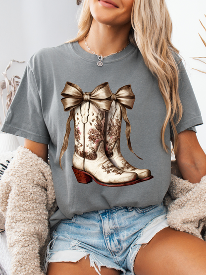 Dusty Boots Collection Beige Graphic