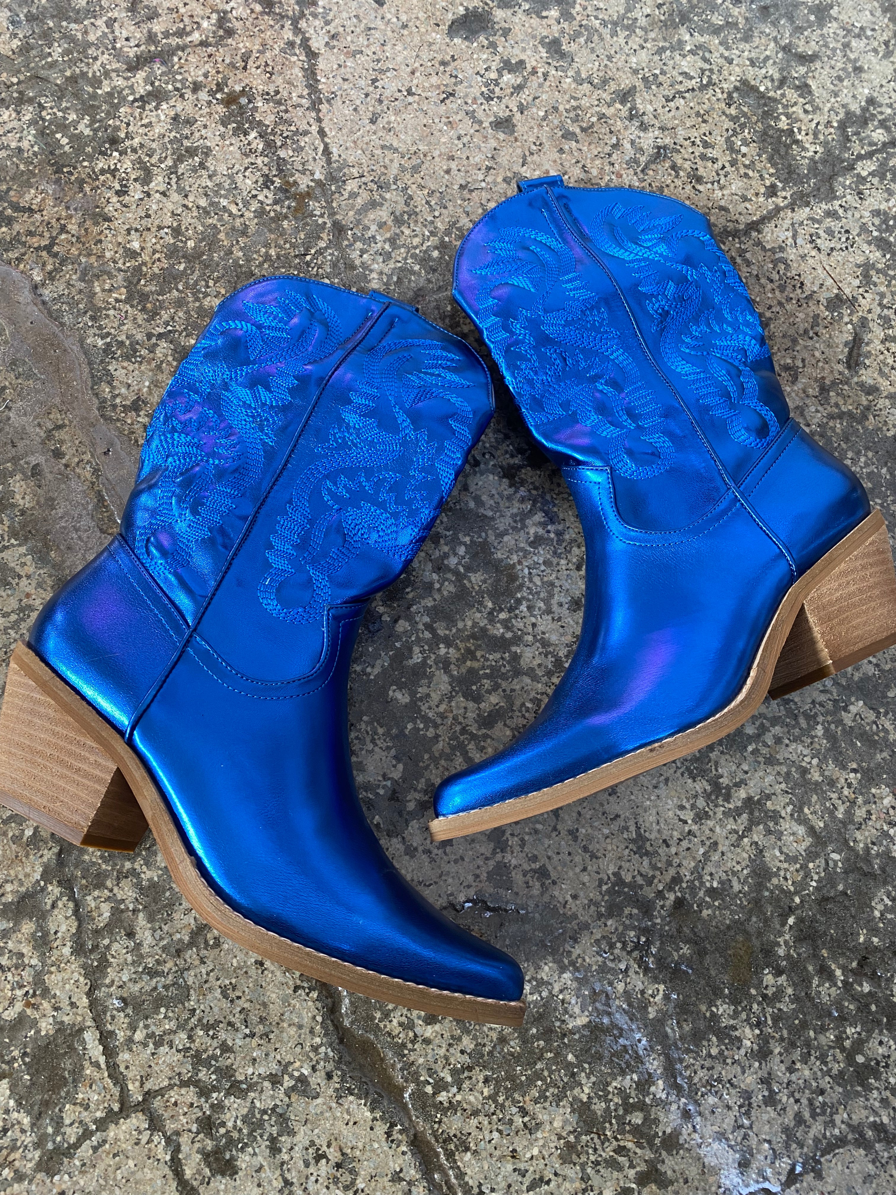 Mareyn Metallic Cowgirl Boots- Blue