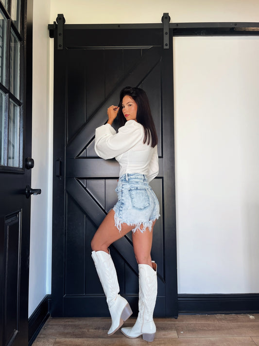 Lindsey Asymmetrical Distressed Shorts - Acid Light wash