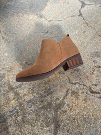 Zayne Dark Tan Pointed Heeled Ankle Booties