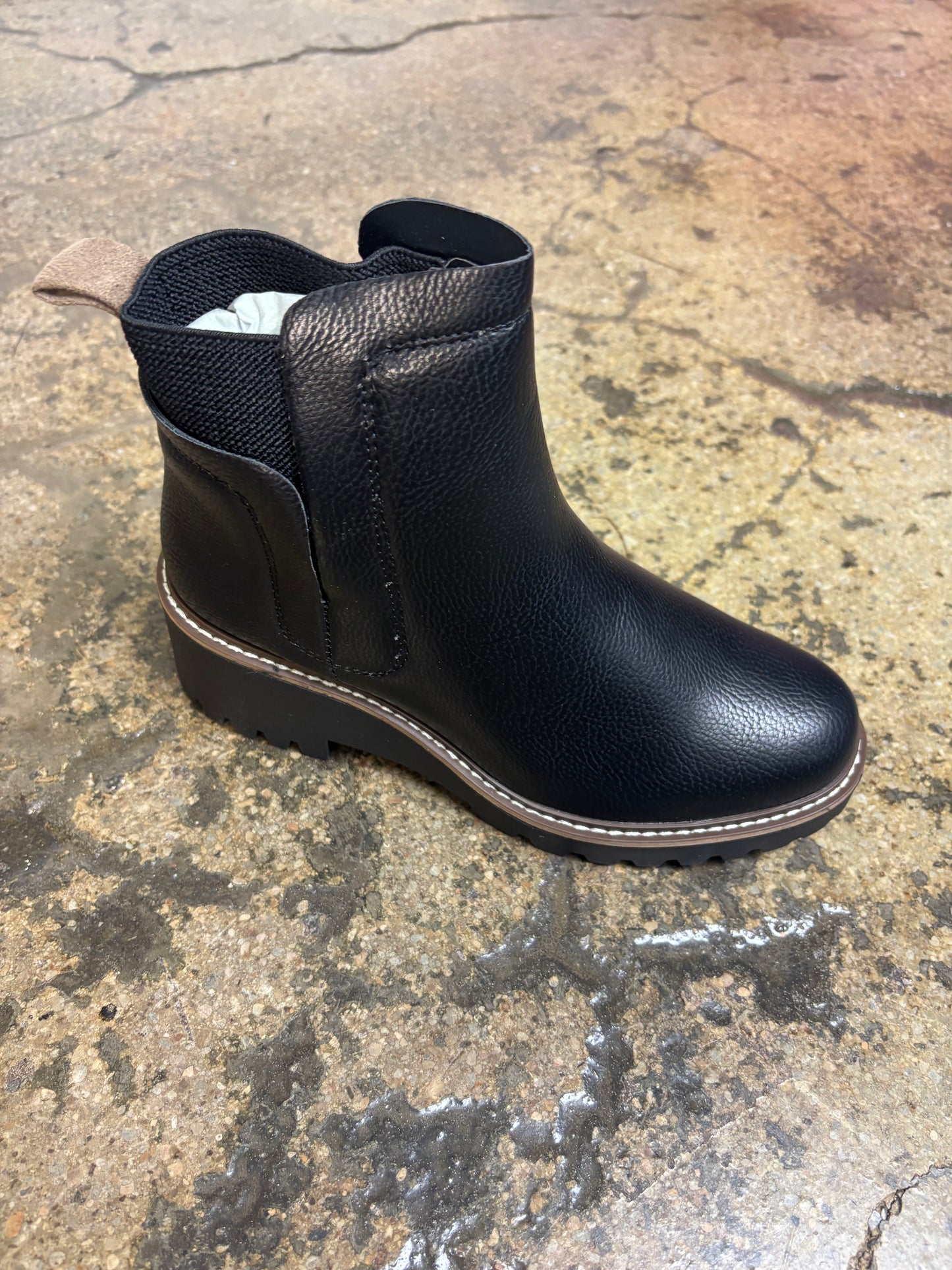 Bailey Round Toe Chelsea Ankle Boot