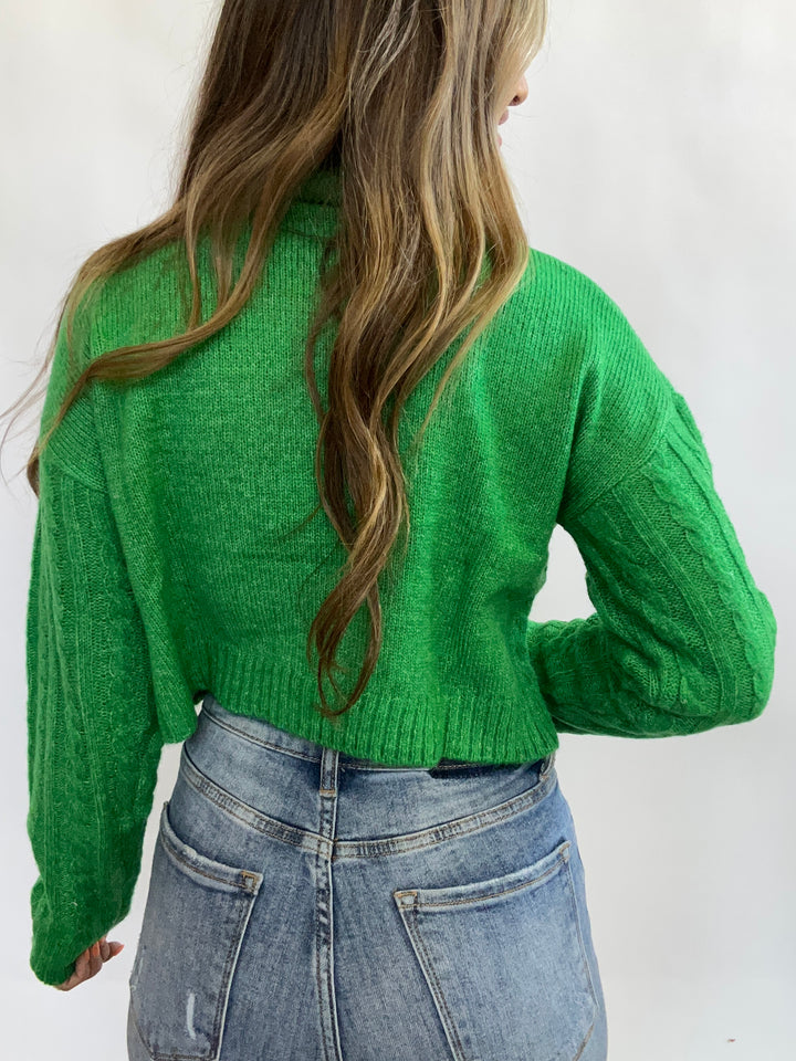 Cable Knit Cropped Sweater - Green