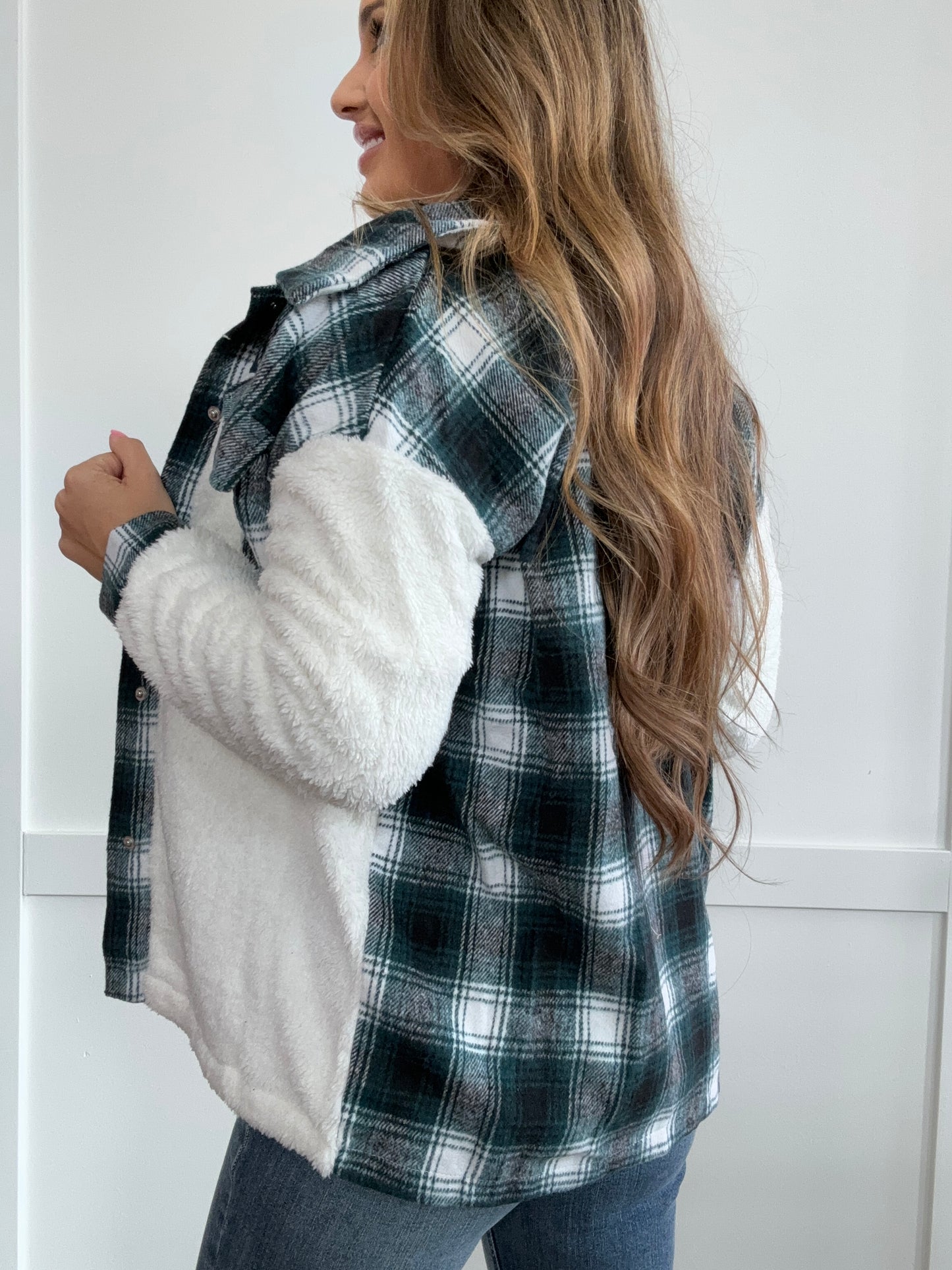 Buy our "PREORDER Cozy Cuddles Collared Neck Button Down Shacket" online – Willow Boutique Clothing. Shop stylish PREORDER Cozy Cuddles Collared Neck Button Down Shacket today.