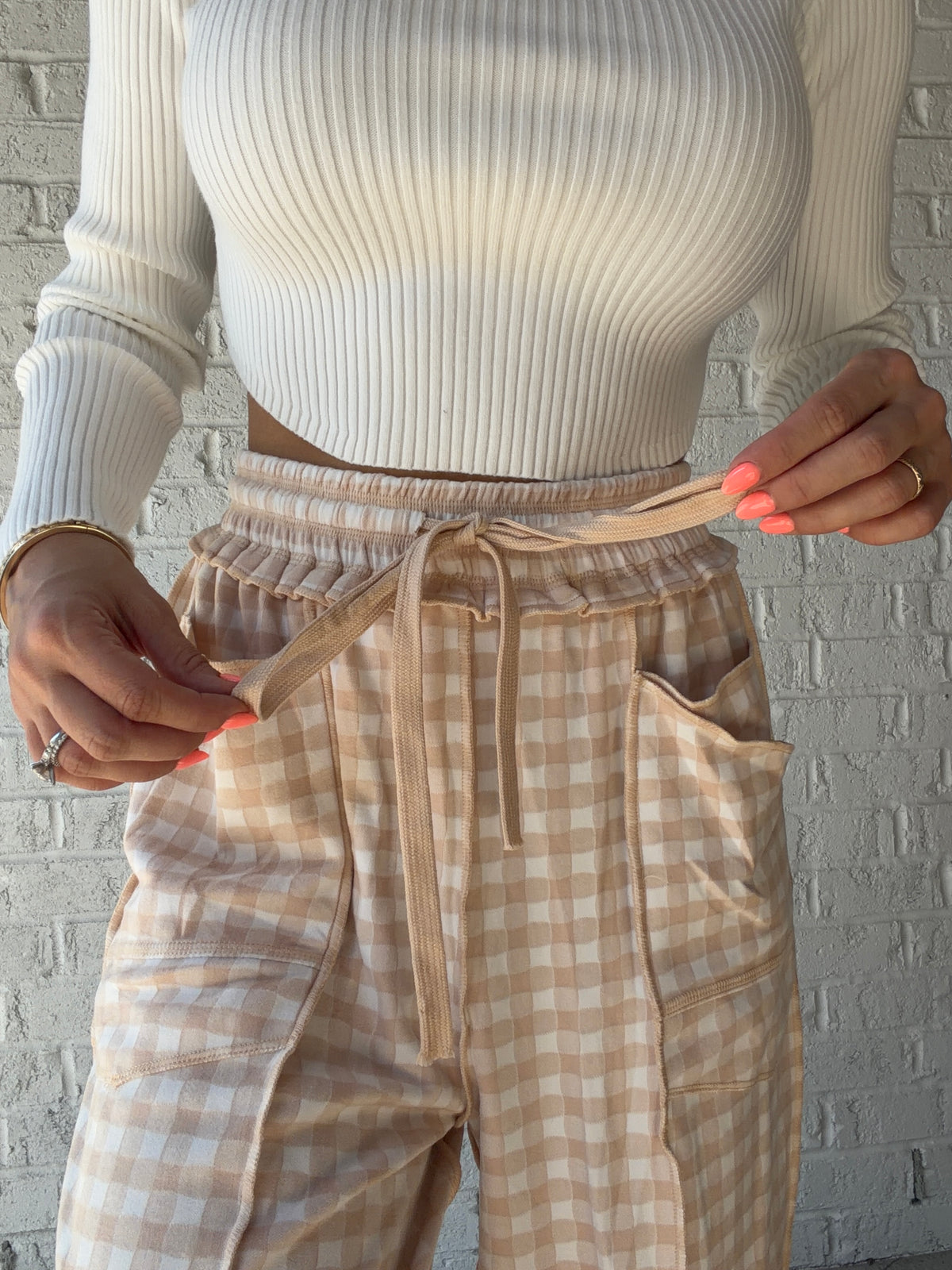 Eliza Checkered Barrel Fit Pants