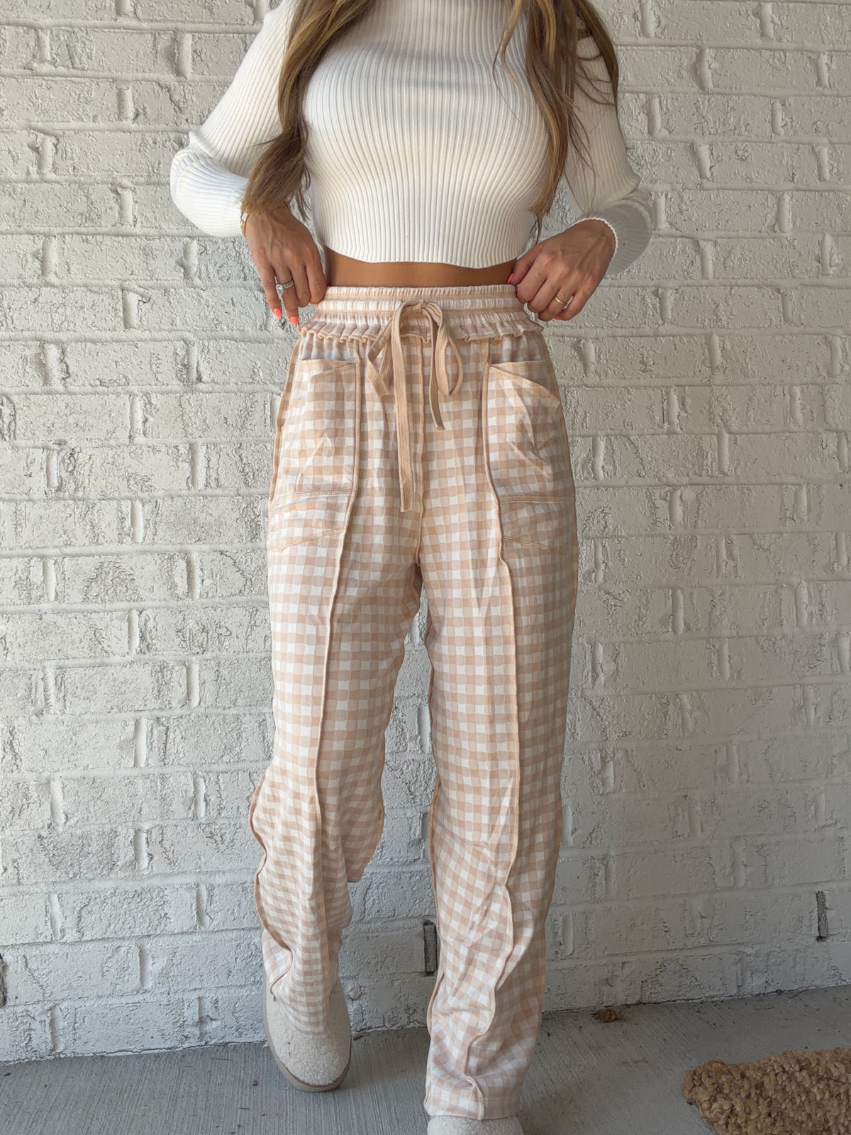 Eliza Checkered Barrel Fit Pants