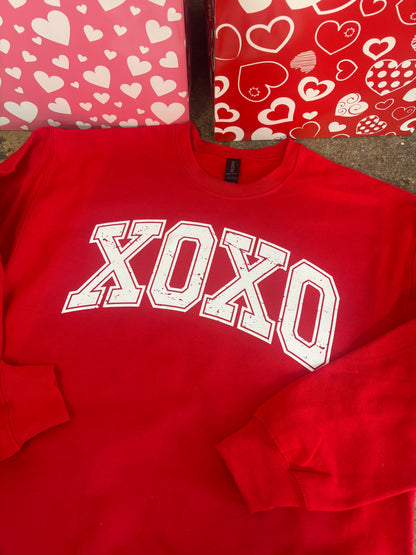 XOXO Graphic Crewneck - Red