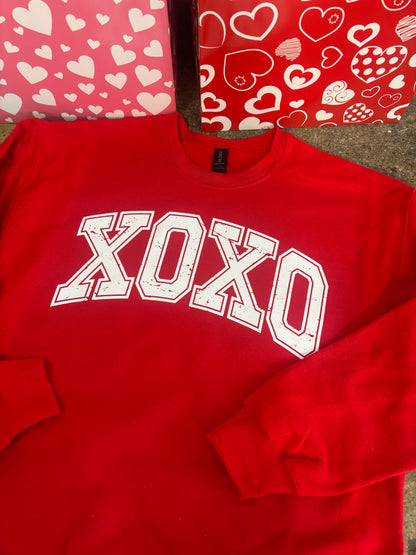 XOXO Graphic Crewneck - Red