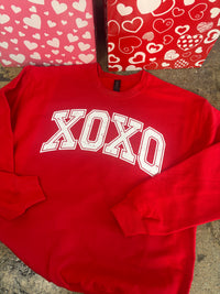 XOXO Graphic Crewneck - Red
