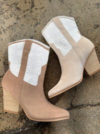 Sutton Floral Weave Cowgirl Boots