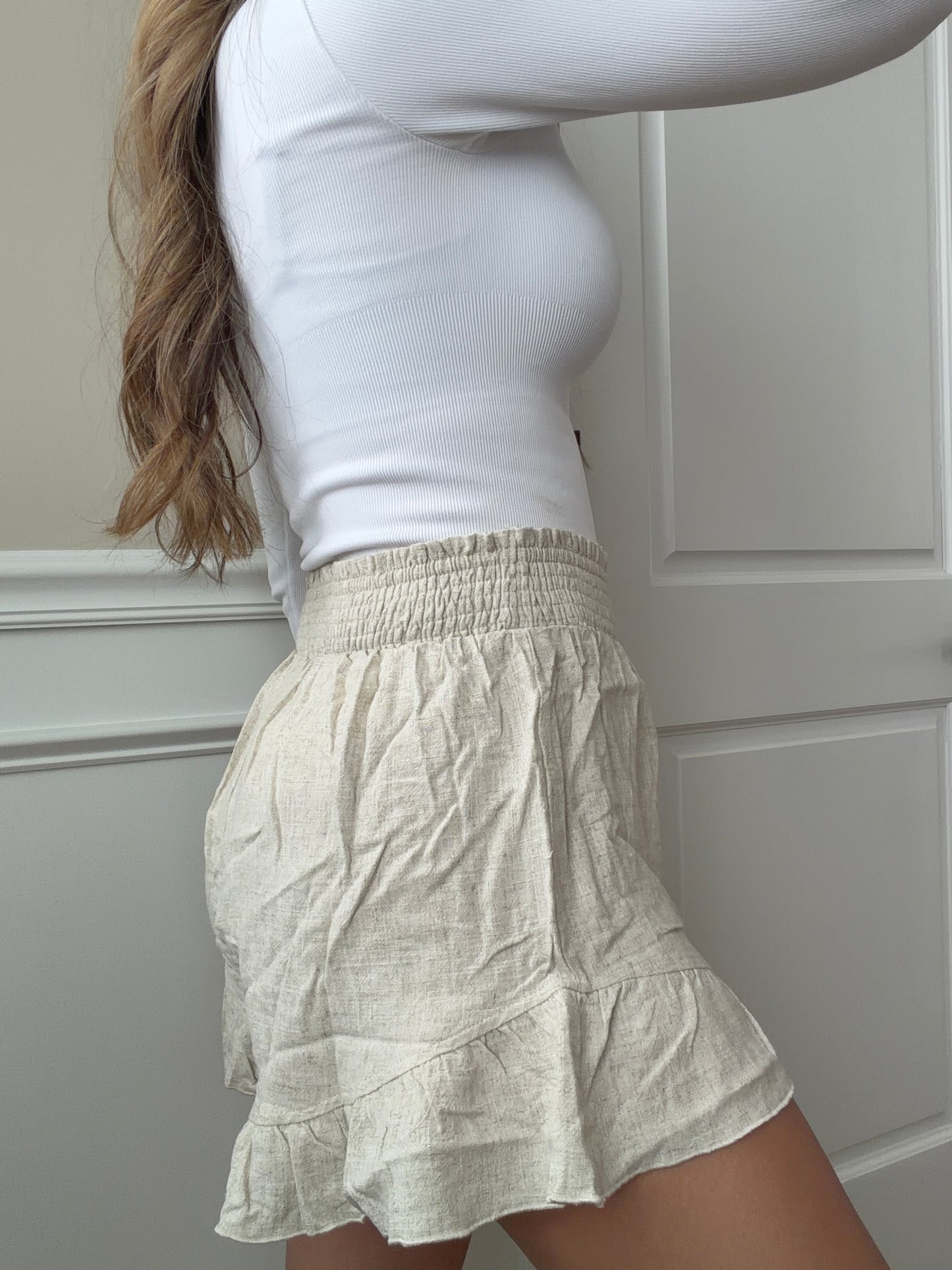 London Stroll Linen Shorts