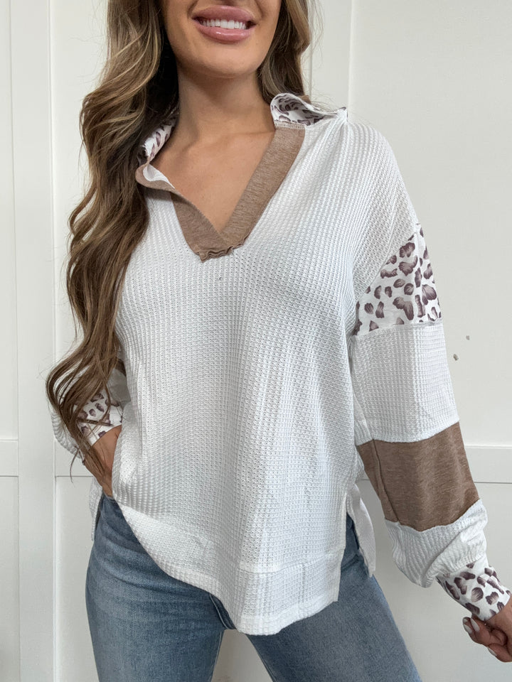 PREORDER: Savannah Chic Leopard Collared Long Sleeve Top