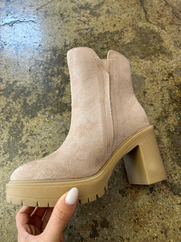 Chic Cream Chelsea Booties