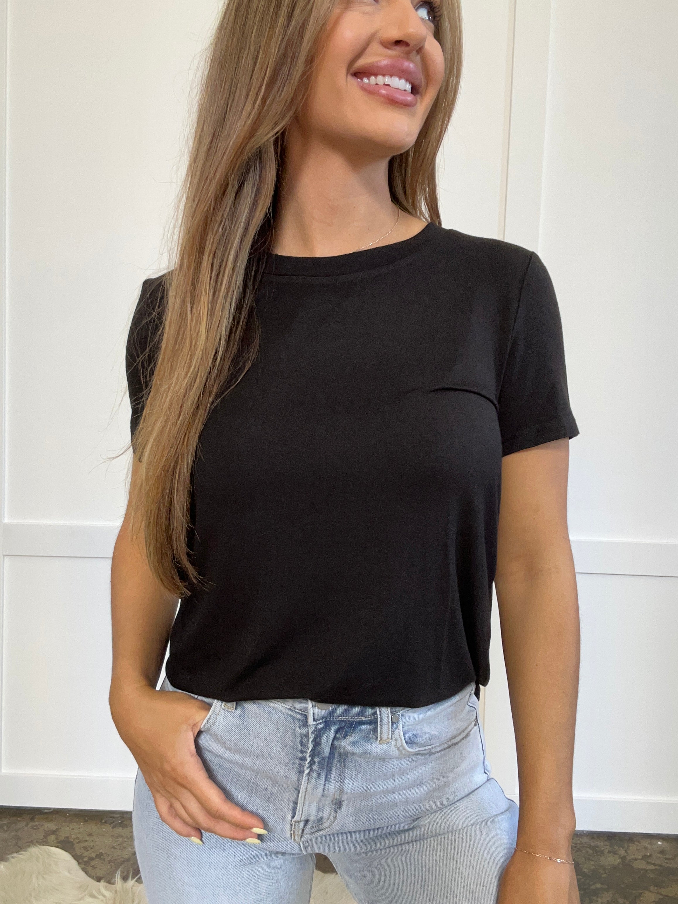 トップス little willow shirt M size Renee Round Neck Short Sleeve T-Shirt – Willow Boutique