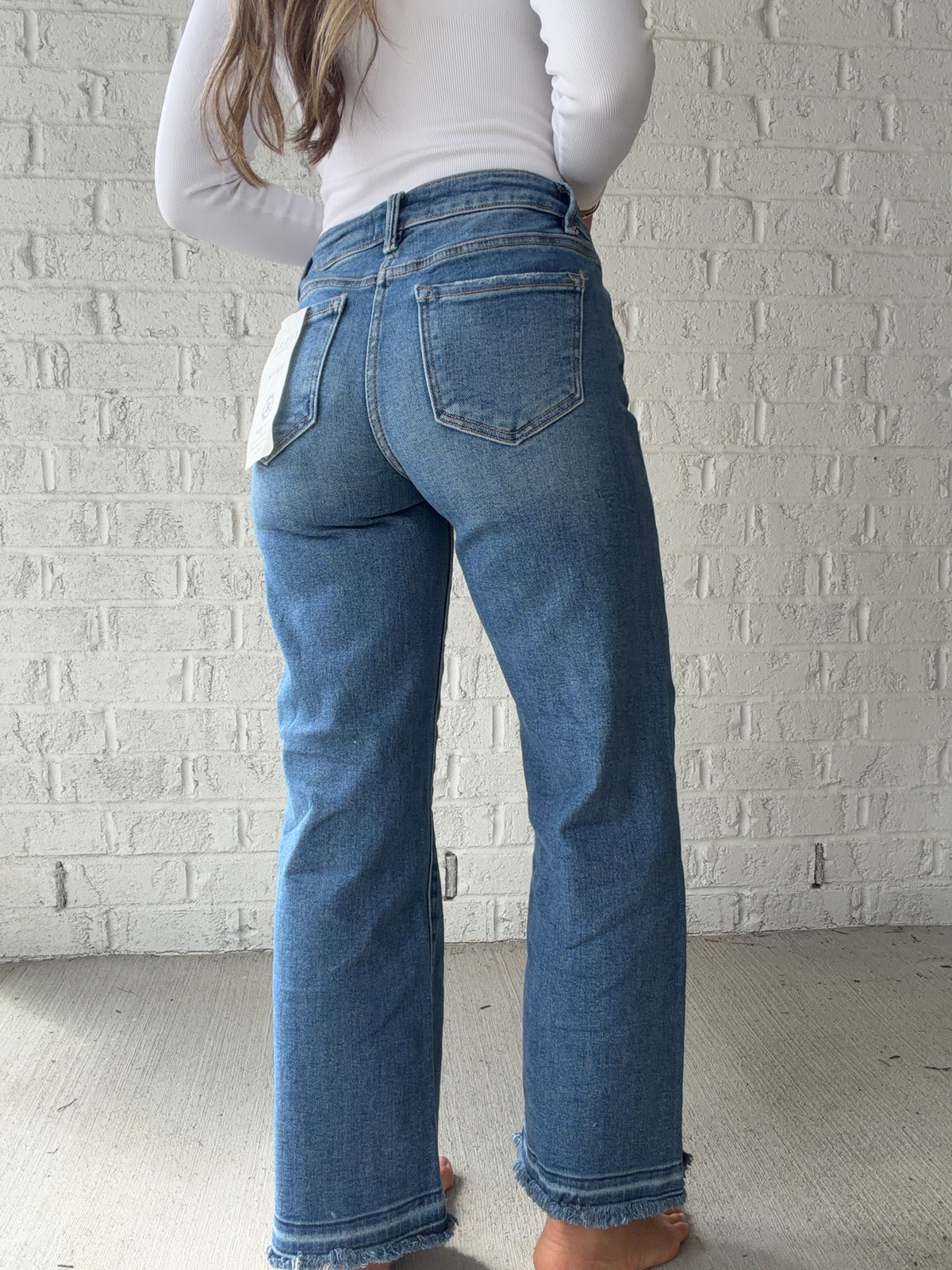 Maggie Mid Rise Crop Wide Jeans
