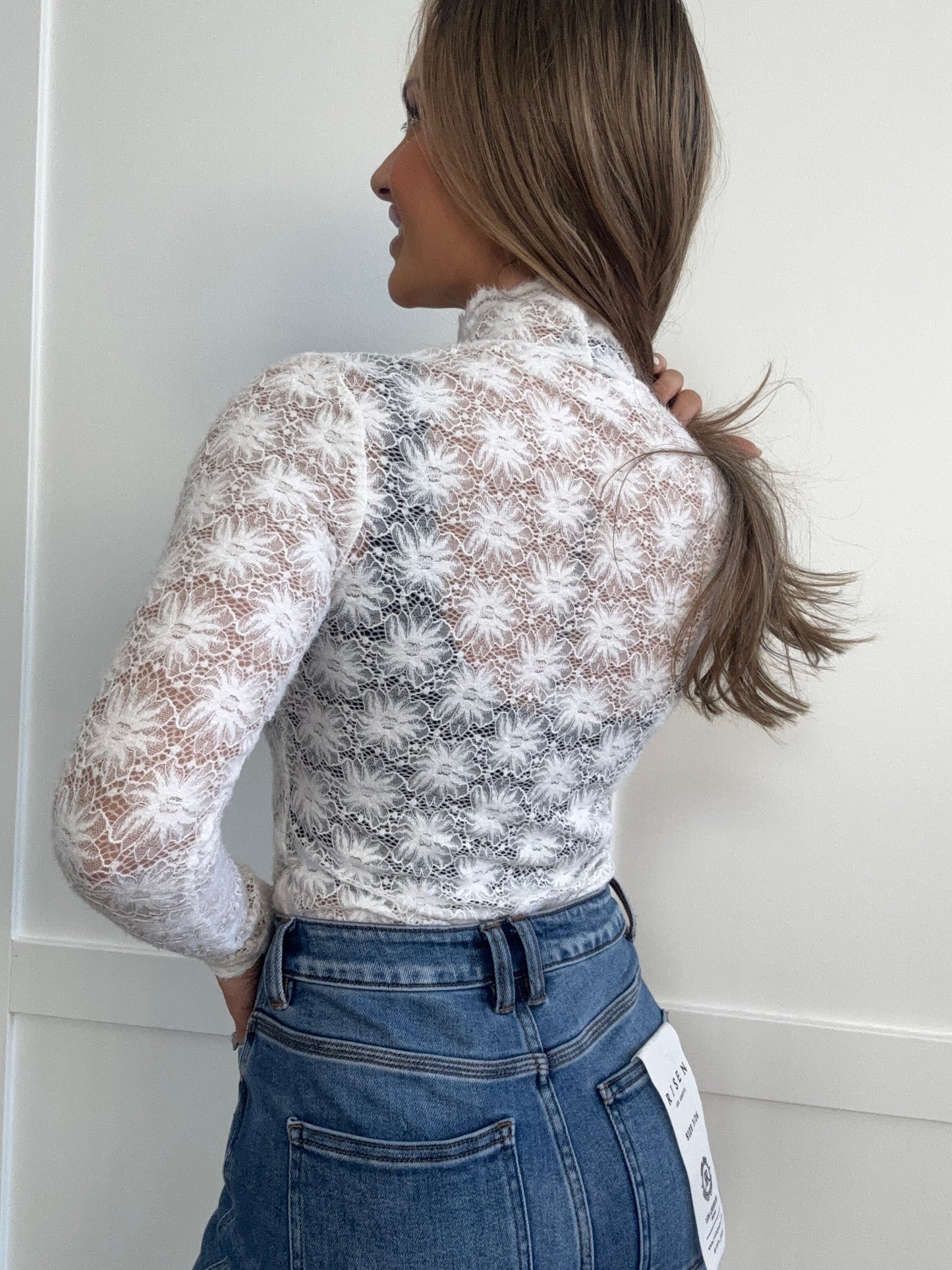 Buy our "PREORDER: Jocelyn Lace Long Sleeve Top" online – Willow Boutique Clothing. Shop stylish PREORDER: Jocelyn Lace Long Sleeve Top today.