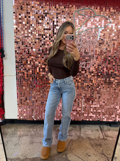 Ellie Straight Leg Mid Rise Jeans