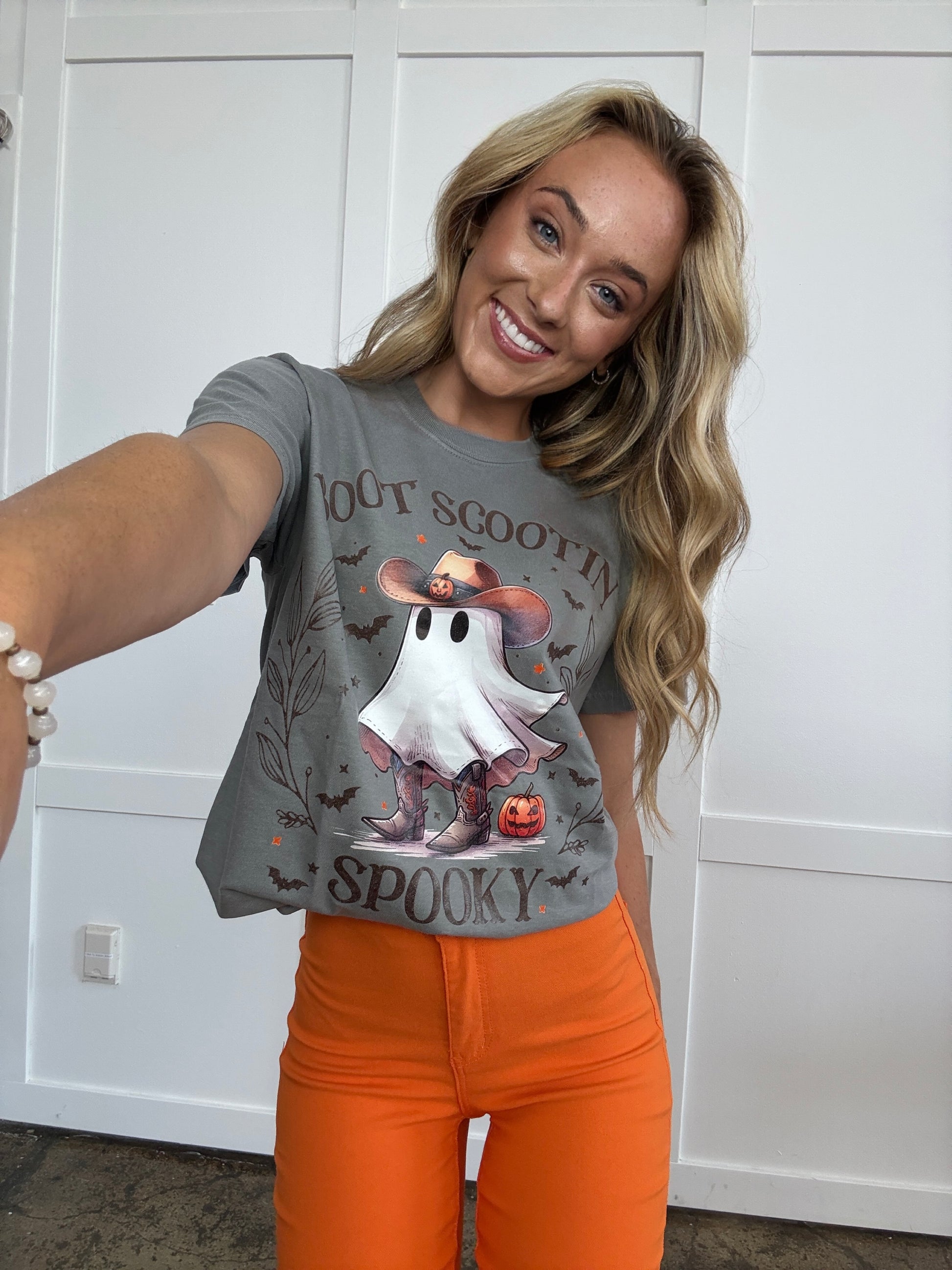 Buy our "Spooky Flare Bundle (1 Fiona Flare + 1 Surprise Spooky Shirt)" online – Willow Boutique Clothing. Shop stylish Spooky Flare Bundle (1 Fiona Flare + 1 Surprise Spooky Shirt) today.