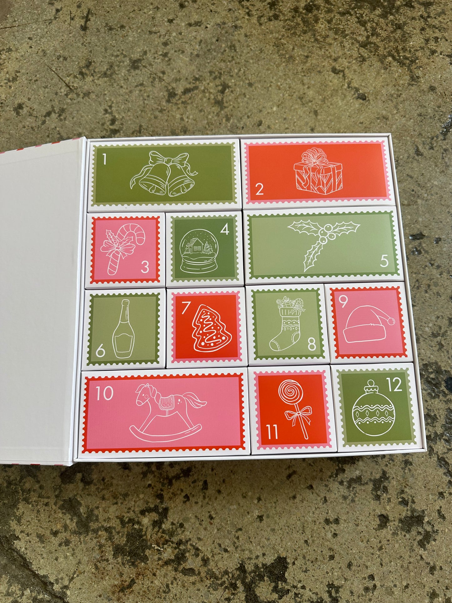 Willow Holiday Advent Calendar