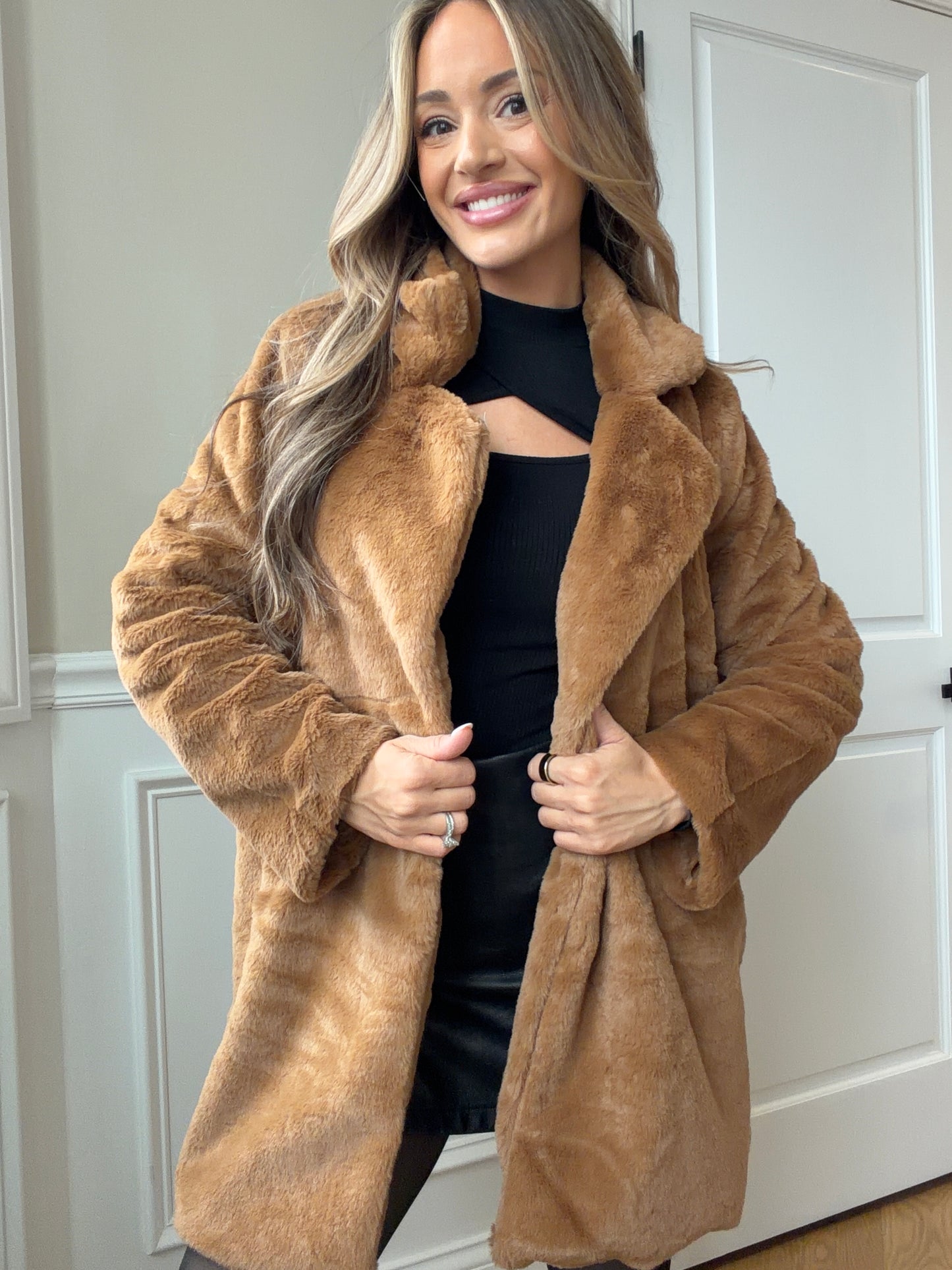 Teddy Plush Woven Solid Collared Coat