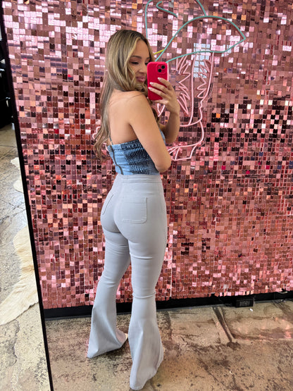 Buy our "Fiona High Waisted Bell Bottom Flare Jeans - Light Grey" online – Willow Boutique Clothing. Shop stylish Fiona High Waisted Bell Bottom Flare Jeans - Light Grey today.