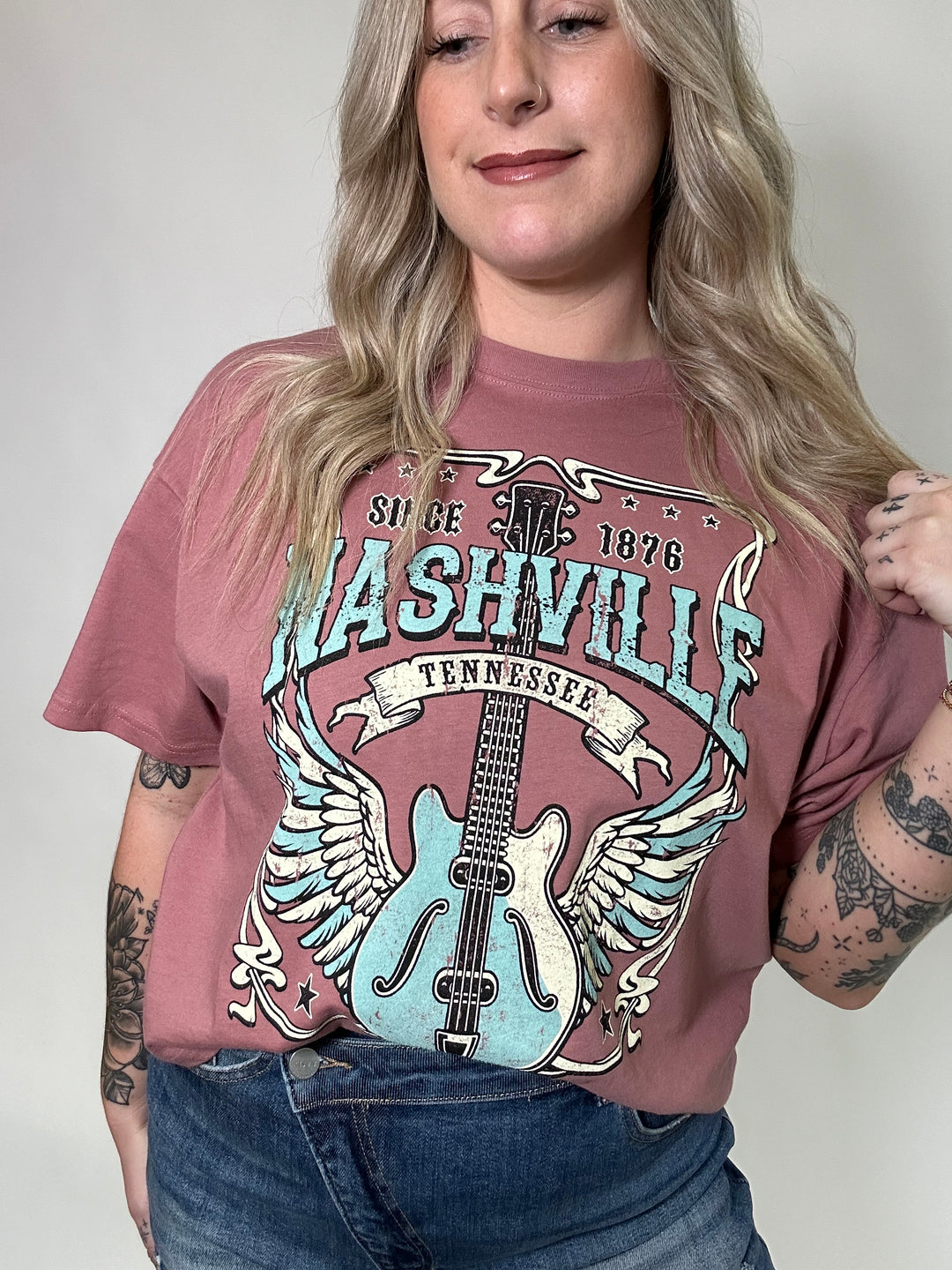 Nashville Rock Graphic Cropped Tee
