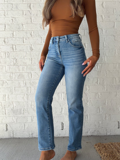 Sutton Tummy Control Crop Risen Jeans