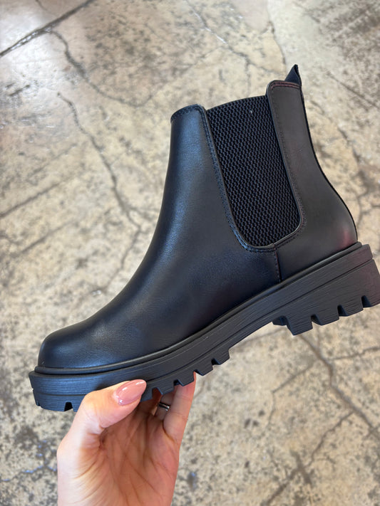 Paden Chelsea Bootie - Cognac & Black