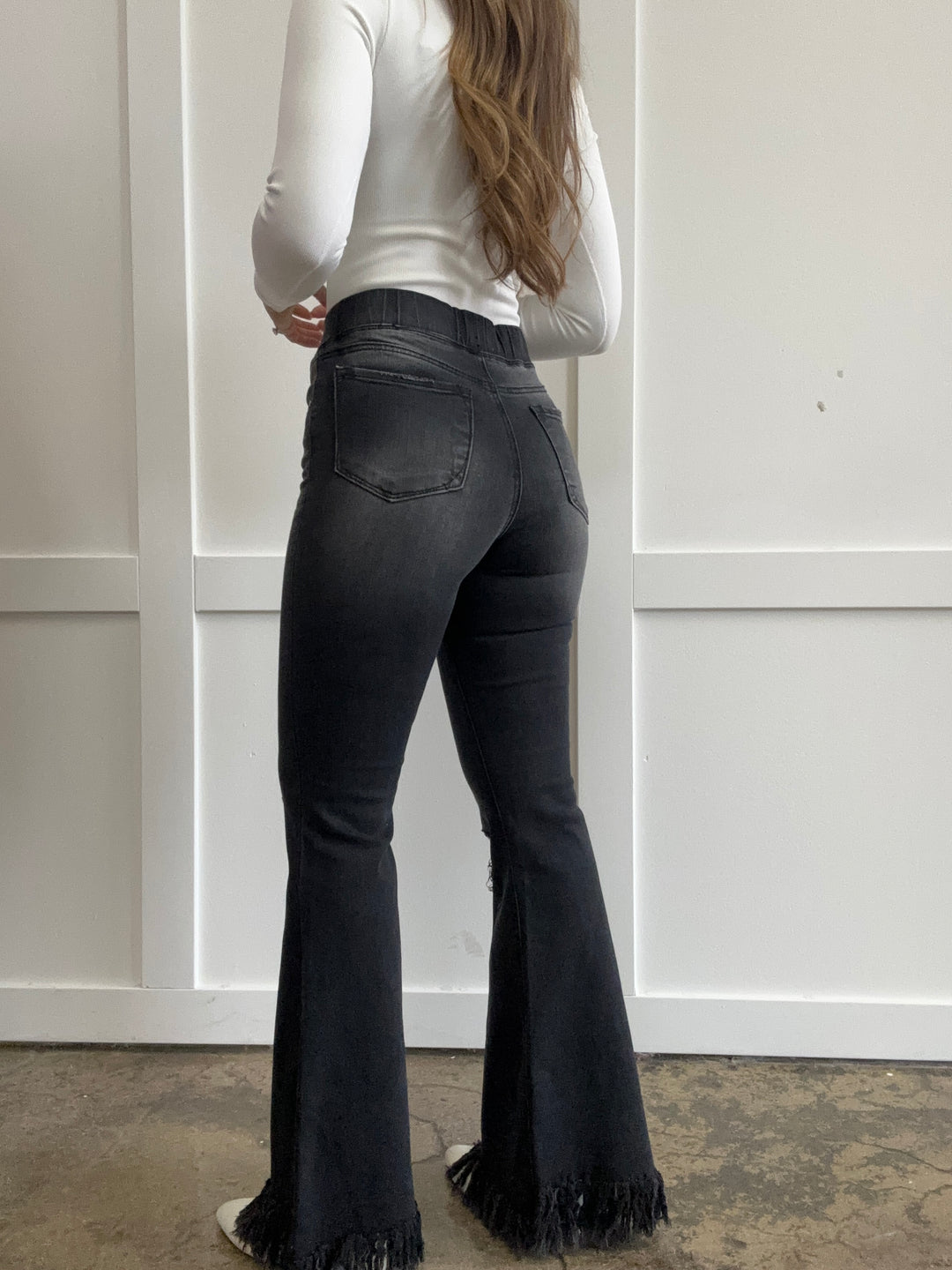 Abby Mid-Rise Wide Elastic Banded Flare Jeans