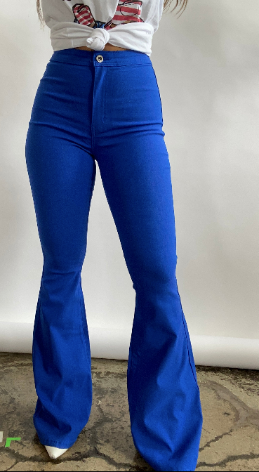 Buy our "All American Flare Bundle (1 Fiona Flares + 1 Graphic Tee)" online – Willow Boutique Clothing. Shop stylish All American Flare Bundle (1 Fiona Flares + 1 Graphic Tee) today.