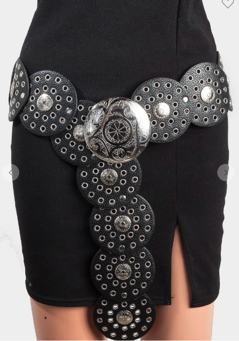 Shop Brandy Faux Leather Disc Chain Belt online at Willow Boutique – best boutique for women’s fashion.