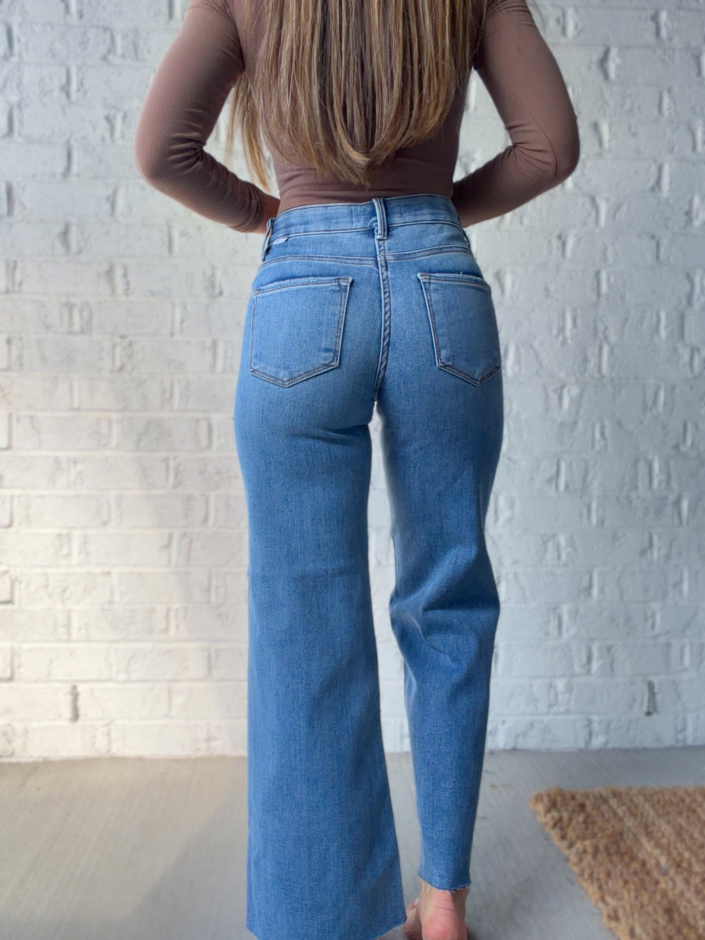 Emery Cropped Wide Leg Risen Jeans