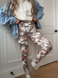 Statement Maker Camo Leggings